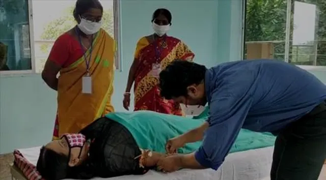 স্বেচ্ছায় রক্তদান শিবির ডিওয়াইএফআই-এর