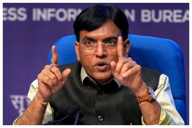 এক লাখেরও বেশি মানুষ 'রক্তদান অমৃত মহোৎসব'-এ অংশ নিয়েছেন: মনসুখ মাণ্ডব্য