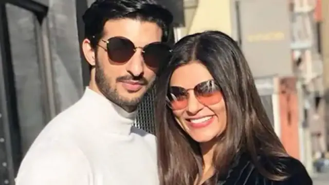 লিভ ইন পছন্দ প্রাক্তন বিশ্বসুন্দরী সুস্মিতার