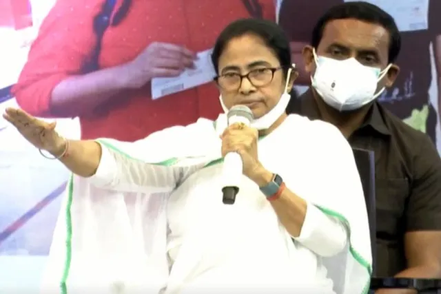 ইউক্রেন ফেরত পড়ুয়ারা বিনামূল্যে বাংলায় পড়তে পারবেন, ঘোষণা মমতার