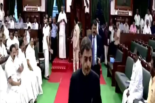 বিধানসভা থেকে 'ওয়াক আউট' করলেন রাজ্যপাল