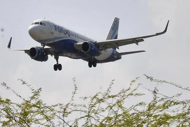 বেতন বাড়ানোর ঘোষণা ইন্ডোগোর