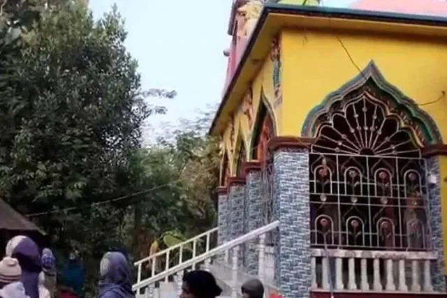 চারশো বছরের পুরানো কালীমন্দিরে দুঃসাহসিক চুরির ঘটনায় চাঞ্চল্য