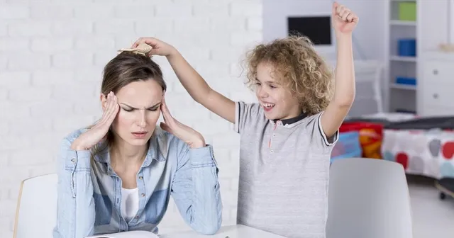 বাচ্চা ভীষণ জেদি! এই সহজ উপায়ে বাচ্চার জেদ নিয়ন্ত্রন করুন