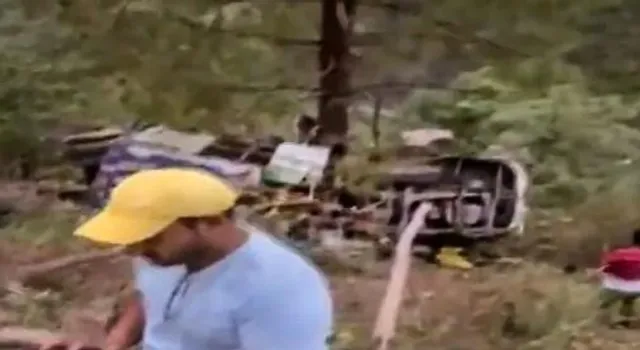 উত্তরকাশীতে ভয়াবহ দুর্ঘটনা, পাশে থাকার বার্তা মধ্যপ্রদেশের মুখ্যমন্ত্রীর