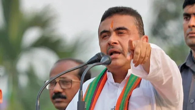 চাকরিপ্রার্থীদের ধর্ণা মঞ্চে শুভেন্দু