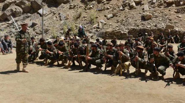 এখনো মাসুদের অধীনে রয়েছে বহু সেনা