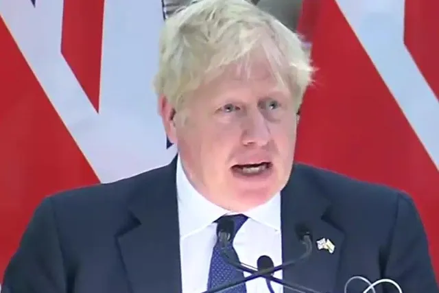 আমার বাহুতে ভারতীয় জ্যাব রয়েছে, মোদিকে পাশে রেখে বললেন জনসন