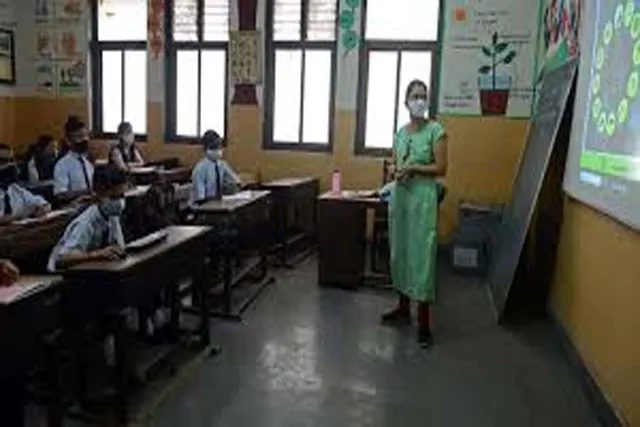 ফের বন্ধ থাকবে স্কুল