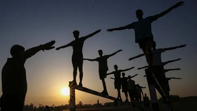 ক্লাস ১০ পাসে কোস্ট গার্ডে চাকরি!