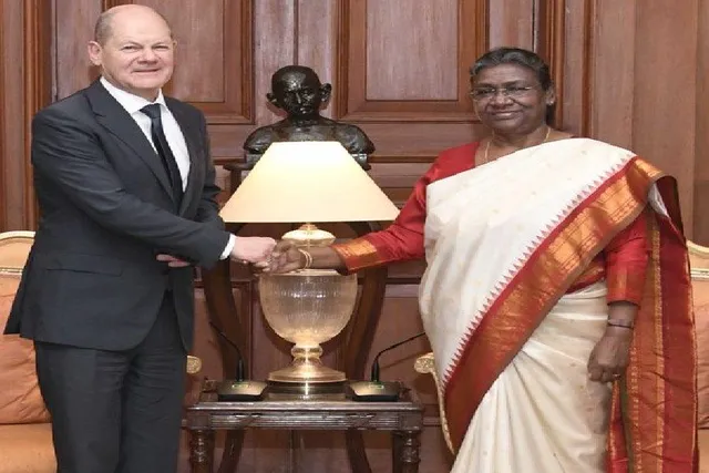 রাষ্ট্রপতির সঙ্গে সাক্ষাৎ করলেন জার্মান চ্যান্সেলর