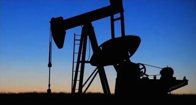 লাগাতার কমছে ব্রেন্ট, তবুও কমছে না পেট্রল