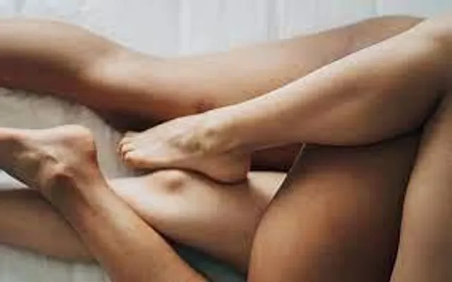 গরমেও হোক চুটিয়ে আদরবাসা