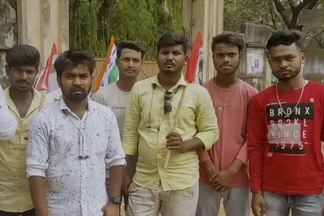 পরীক্ষার্থীদের জন্য প্রার্থনা ছাত্রনেতার