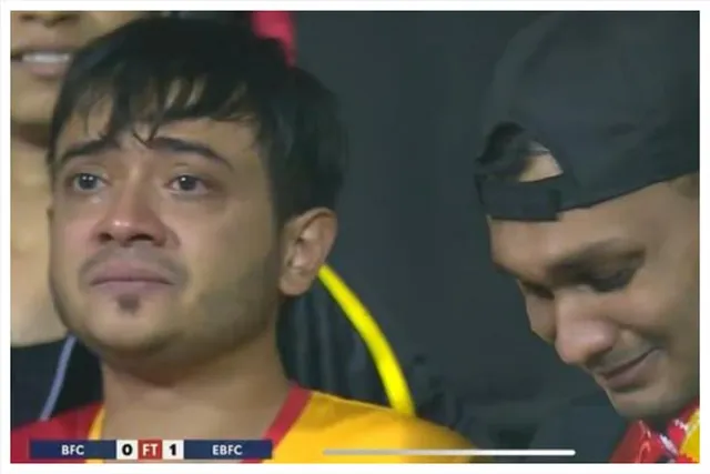 ইস্টবেঙ্গলের জয় দেখে সমর্থকের চোখে জল