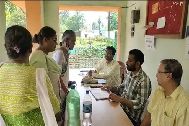 দুর্গাপুরে পাড়ায় সমাধান কর্মসূচি