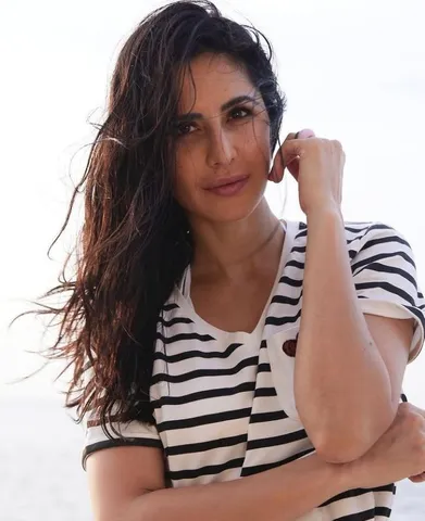 নতুন শুটিংয়ে ব্যস্ত ক্যাটরিনা