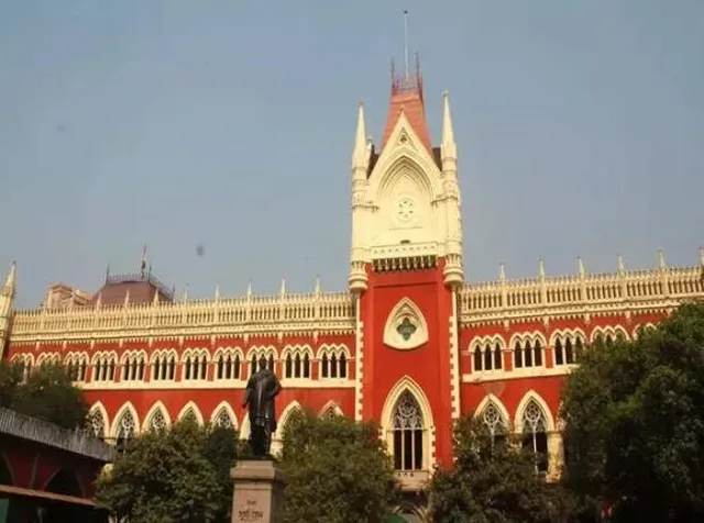 রেলের নিয়োগেও ‘দুর্নীতি’, কলকাতা হাই কোর্টে মামলা চাকরিপ্রার্থীর