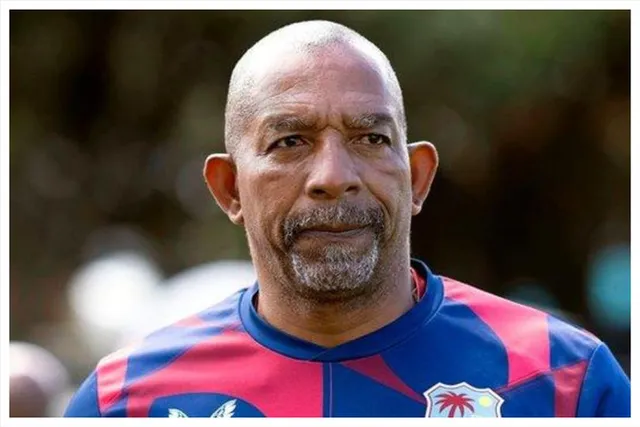 পদত্যাগ করবেন ওয়েস্ট ইন্ডিজের প্রধান কোচ ফিল সিমন্স