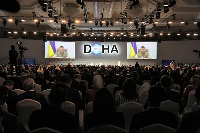 রাশিয়ার বৈশ্বিক 'ব্ল্যাকমেইল' এড়াতে তেল ও গ্যাসের উৎপাদন বাড়ান: জেলেনস্কি