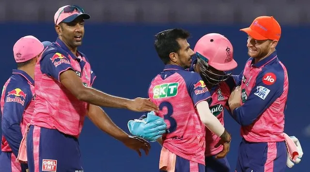 ২৩ রানে ম্যাচ জিতে বাটলারের শতরানের মান রাখল পিঙ্ক আর্মি