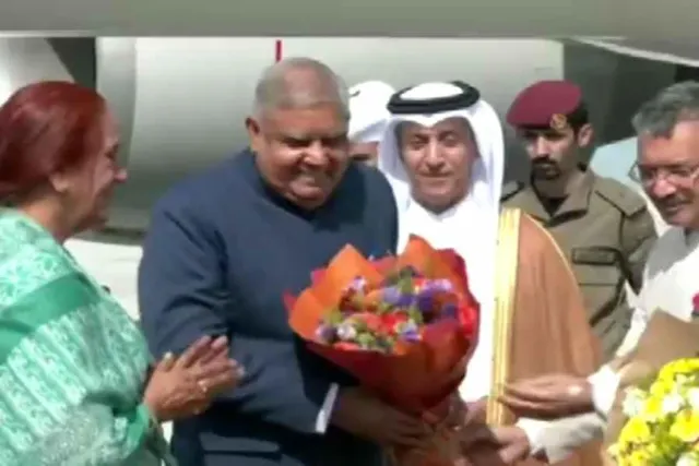 কাতারে পৌঁছলেন জগদীপ ধনকর