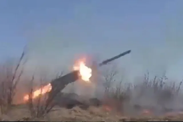 ভাইরাল মিসাইল ফায়ারের ভিডিও, দেখুন