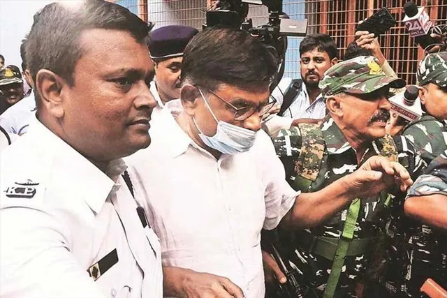 'ফাঁসিতে ঝুলিয়ে দিন', বললেন তৃণমূল বিধায়ক মানিক ভট্টাচার্য