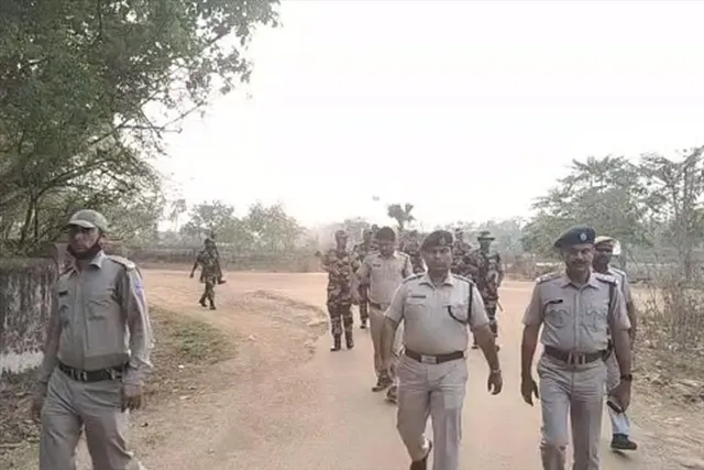 দুর্গাপুরের বিভিন্ন ব্লকে রুটমার্চ