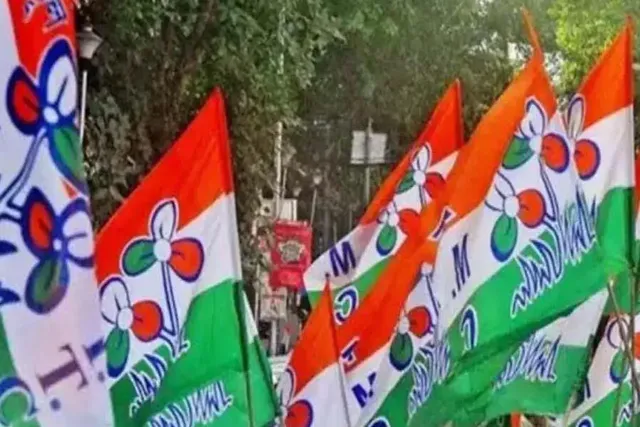 ৬ কোটি টাকার ঘুষ! তৃণমূল বিধায়কের বিরুদ্ধে পড়ল পোস্টার