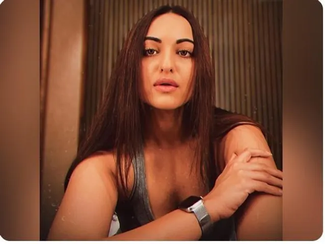 গভীর রাতের কার্ডিও-র অভিজ্ঞতা শেয়ার করলেন সোনাক্ষী সিনহা