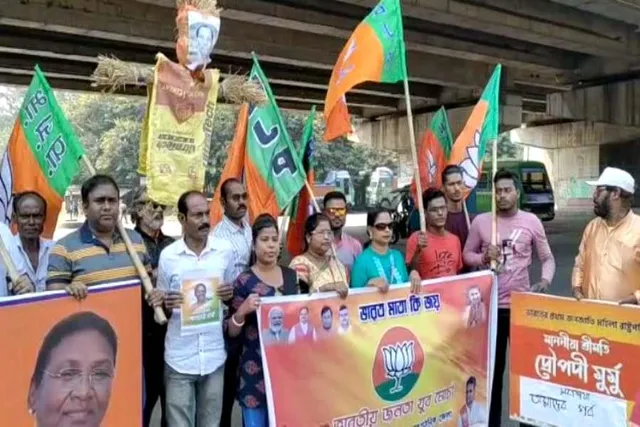 দেশের রাষ্ট্রপতি সম্পর্কে বেলাগাম রাজ্যের মন্ত্রী অখিল গিরি, প্রতিবাদে বিজেপি যুব মোর্চার বিক্ষোভ- কুশপুতুল দাহ