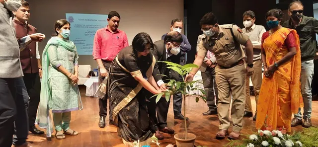 বিশ্ববিদ্যালয় প্রাঙ্গণে প্রশিক্ষণ শিবিরের উদ্বোধন