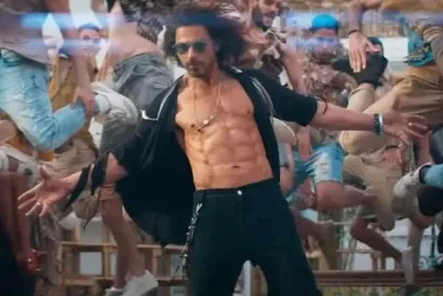 ‘পাঠান’-এ কাঁচি চালাল সেন্সর বোর্ডের