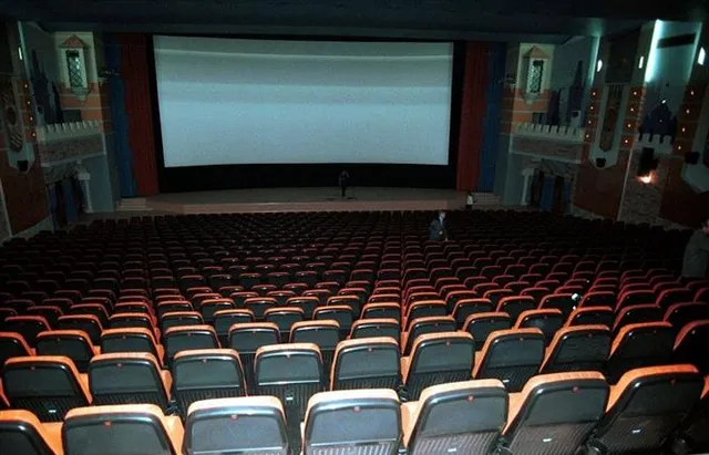 হলিউডের সিনেমায় প্রতিবন্ধকতা জারির পর বিকল্প পথ পেল রাশিয়া