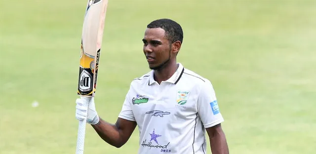 মাঠ ছাড়া হলেন পিটারসেন