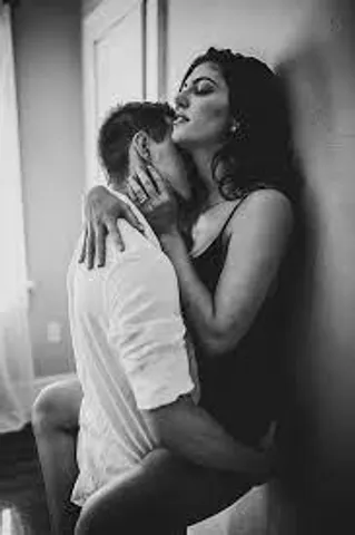 সাহয্য করুন তাকে