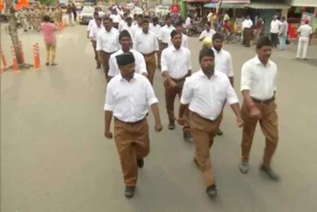 পুদুচেরিতে পদযাত্রা আরএসএস কর্মীদের