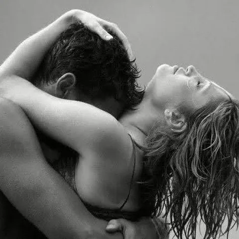 জড়িয়ে ধরার সময় এগুলো মনে রাখুন