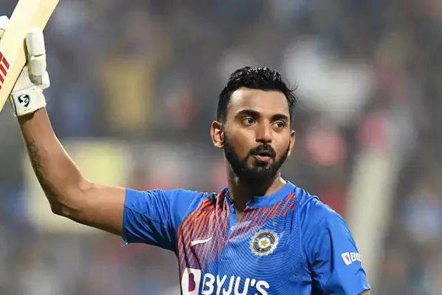 ফের হাফ সেঞ্চুরি লোকেশ রাহুলের