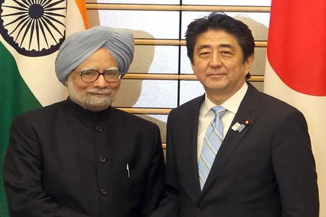 শিনজো আবের ওপর হামলায় দুঃখপ্রকাশ মনমোহনের