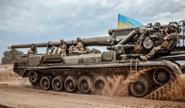 ইউক্রেনে আরও সামরিক সহায়তা পাঠালো সুইডেন