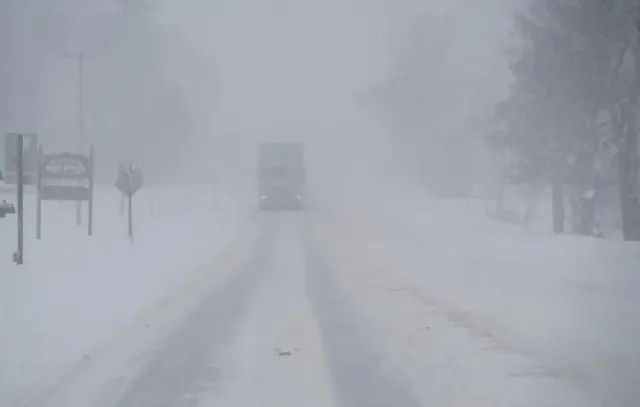 যুক্তরাষ্ট্রে প্রবল তুষারঝড়ে তাপমাত্রা নামল মাইনাস ৫১ ডিগ্রিতে