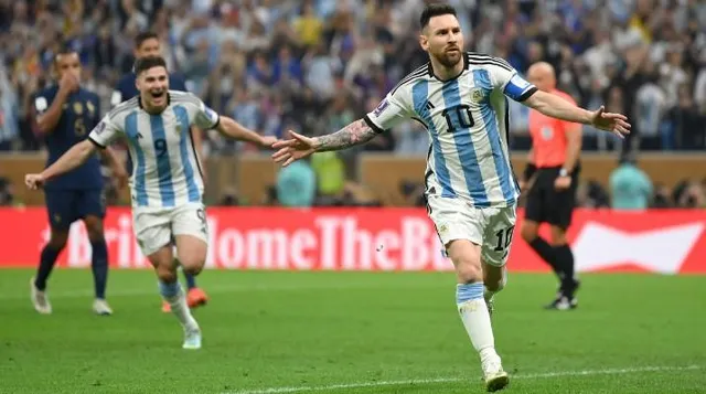 পেনাল্টি থেকে মেসির গোলে এগিয়ে গেল আর্জেন্টিনা