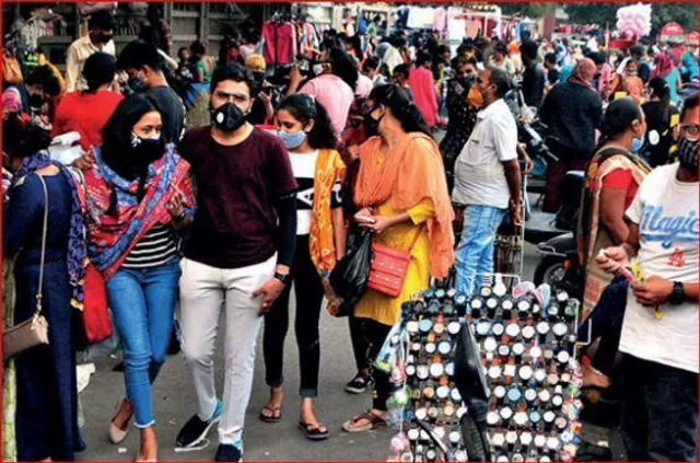 কবে আসবে তৃতীয় ঢেউ? কী বলছেন বিজ্ঞানীরা