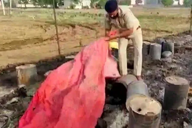 আবর্জনার স্তূপে অগ্নিকাণ্ডের ঘটনায় মৃত ১, জখম দুই