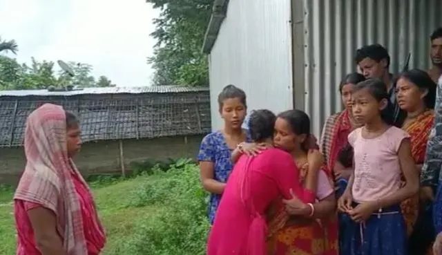 গলা কাটা মৃতদেহকে ঘিরে চাঞ্চল্য