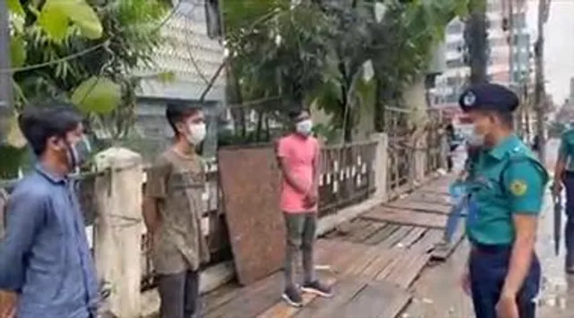 করোনা ঠেকাতে বাংলাদেশে চলছে কঠোর লকডাউন