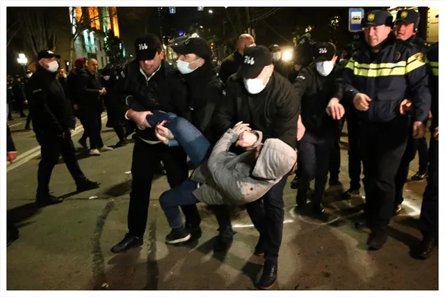 জর্জিয়ায় বিক্ষোভের জেরে আটক ৬৬জন