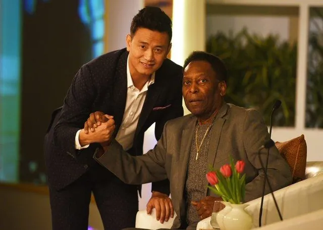 পেলের মৃত্যুতে শোকপ্রকাশ ভাইচুং ভুটিয়ার